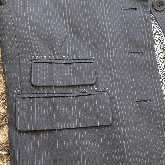 MAXAZRIA Stunning Runway Blazer with 3-D Floral Details, Silk & Cotton, Size XS - Picture 10 of 11